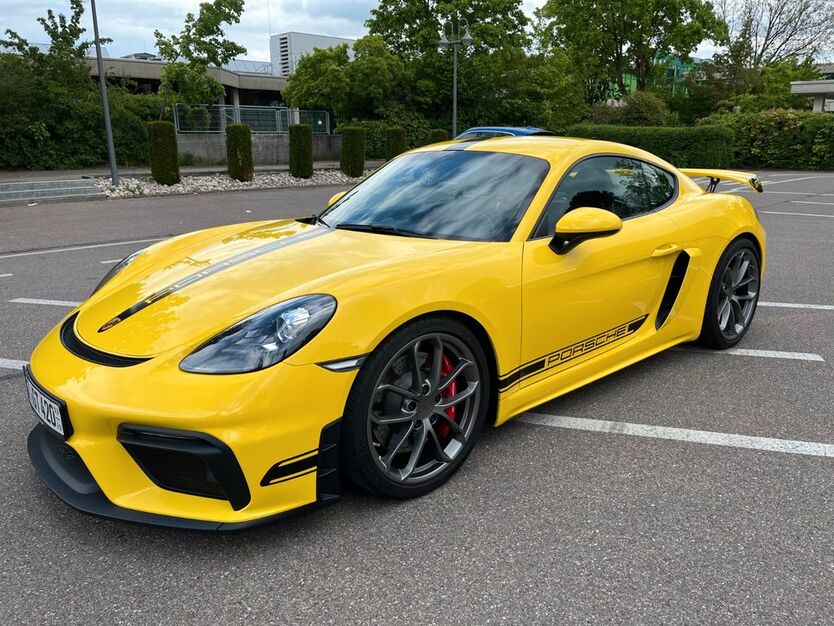 Porsche Cayman 17.836 km 107.900 € Burgau 89331