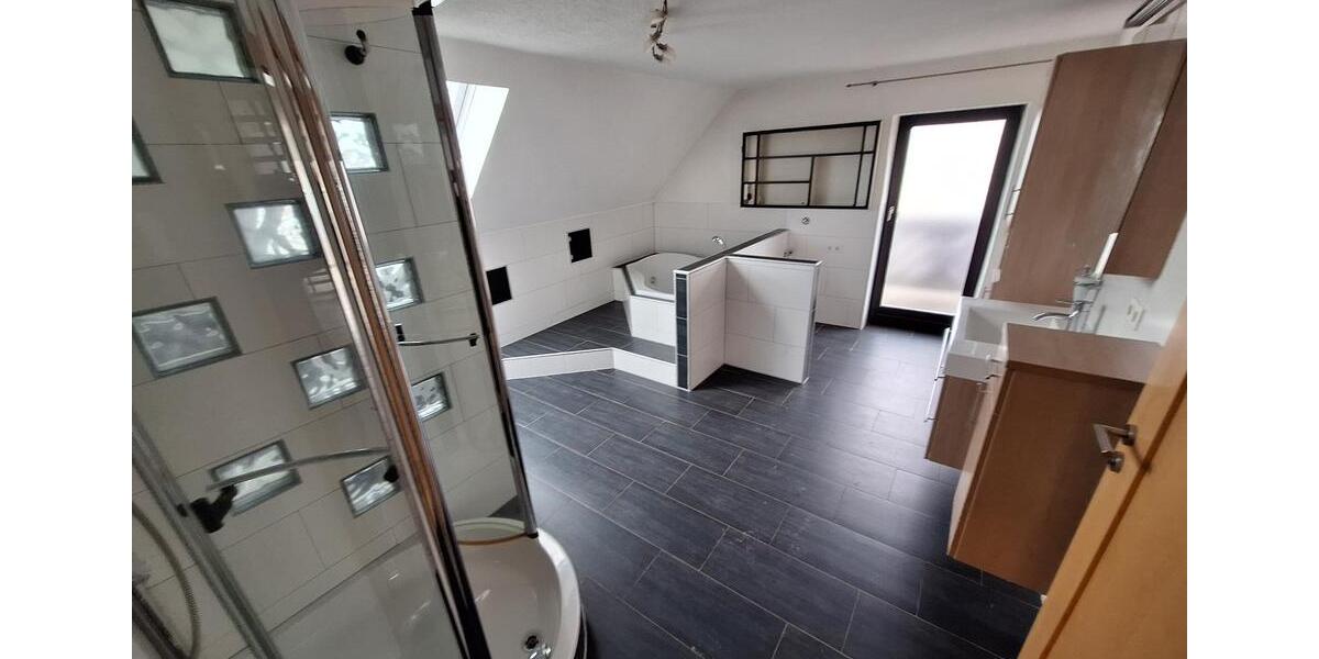 Mehrfamilienhaus, Wohnhaus Ellwangen (Jagst) - 12 Zimmer, 320 m&sup2;, 699.000&euro; | Angebot:26801432
