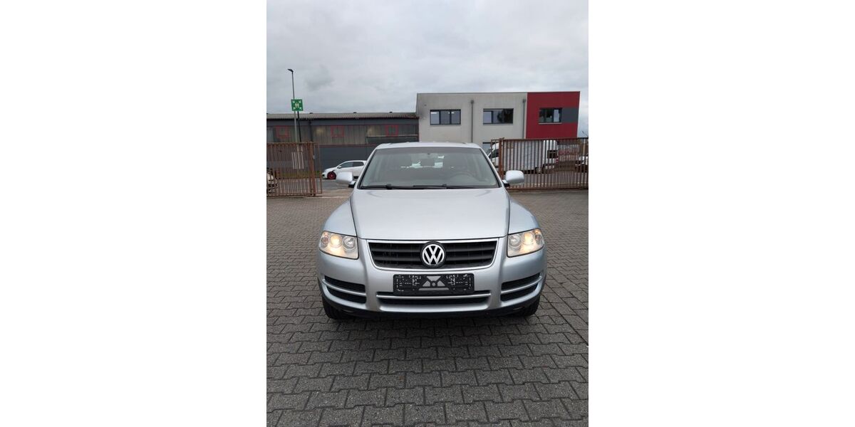 VW Touareg 187.770 km 4.000 &euro; Duisburg 47138