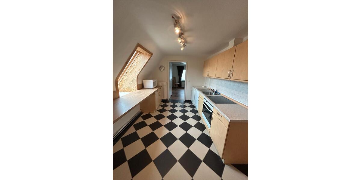 Dachgeschoßwohnung Trittau - 2 Zimmer, 86 m&sup2;, 1.195&euro; | Angebot:26399519
