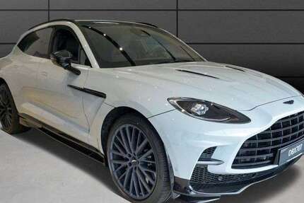 Aston Martin DBX 3.890 km 235.007 &euro; Kronberg 61476