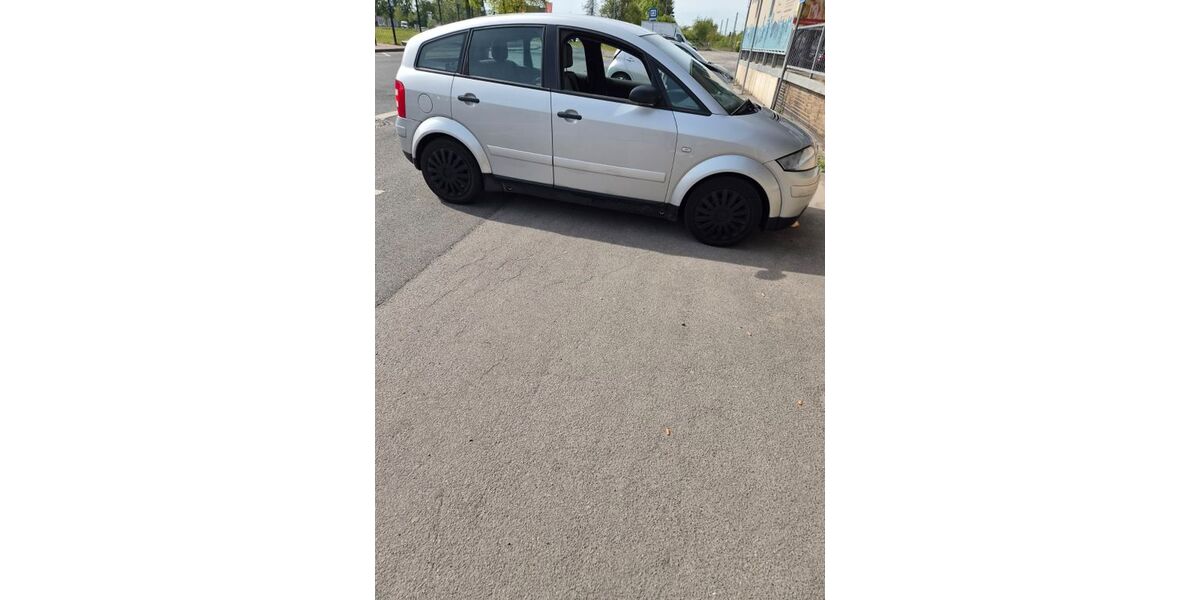Audi A2 127.000 km 2.300 &euro; Bönen 59199