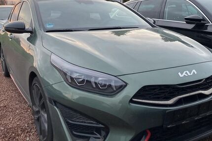 Kia pro ceed / ProCeed 38.990 km 31.999 € Chemnitz - Mittelbach 09224