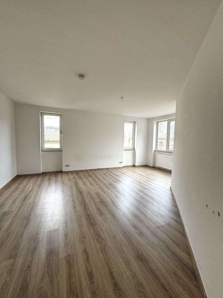 Wohnung zum Mieten in Wiesbaden 900 € 83.9 m²