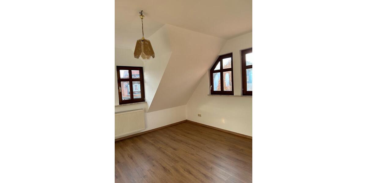 Dachgeschoßwohnung Lauterbach (Hessen) - 2 Zimmer, 48 m&sup2;, 410&euro; | Angebot:26406494