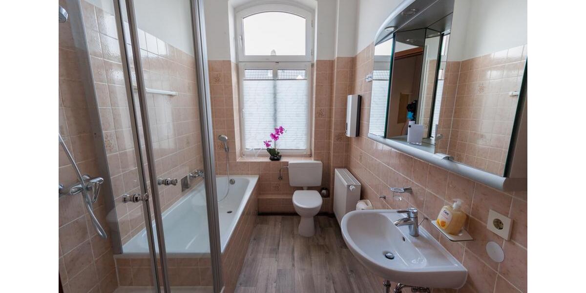 Etagenwohnung Bad Oeynhausen - 4 Zimmer, 100 m&sup2;, 1.000&euro; | Angebot:26632415