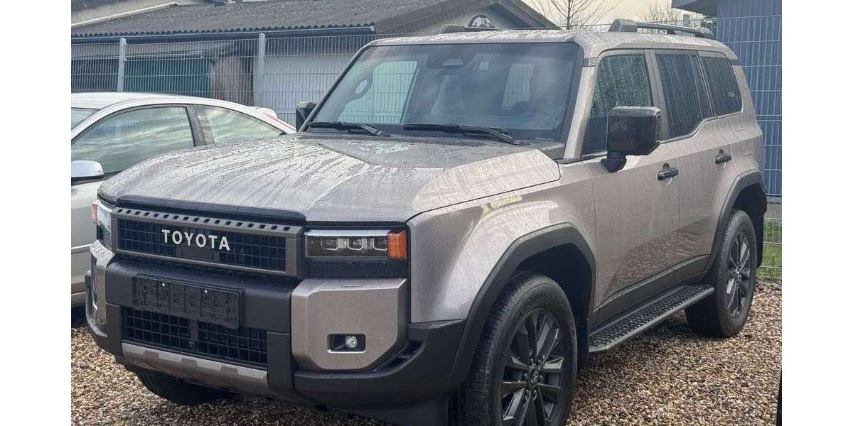 Toyota Land Cruiser 11.000 km 80.990 &euro; Xanten 46509