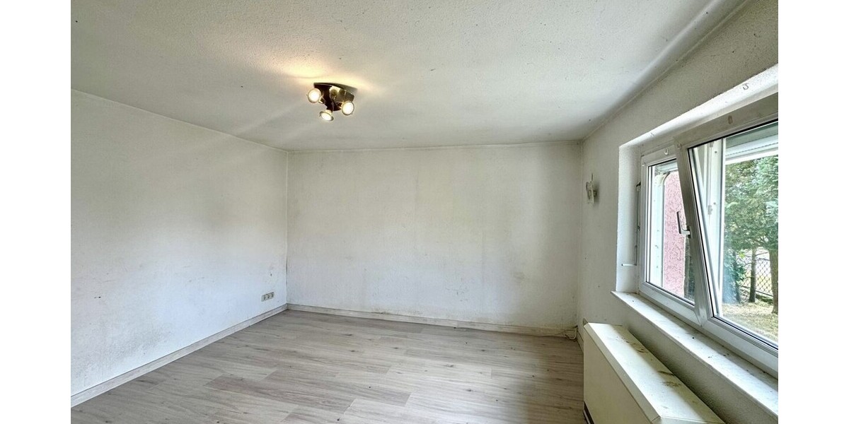 HORN IMMOBILIEN ++ Einfamilienhaus in Lebehn – Wohnen in Seenähe mit großem Grundstück - Einfamilienhaus Krackow / Lebehn Lebehn | Angebot:27034671