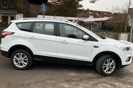 Ford Kuga 149.000 km 13.200 &euro; Sonthofen 87527