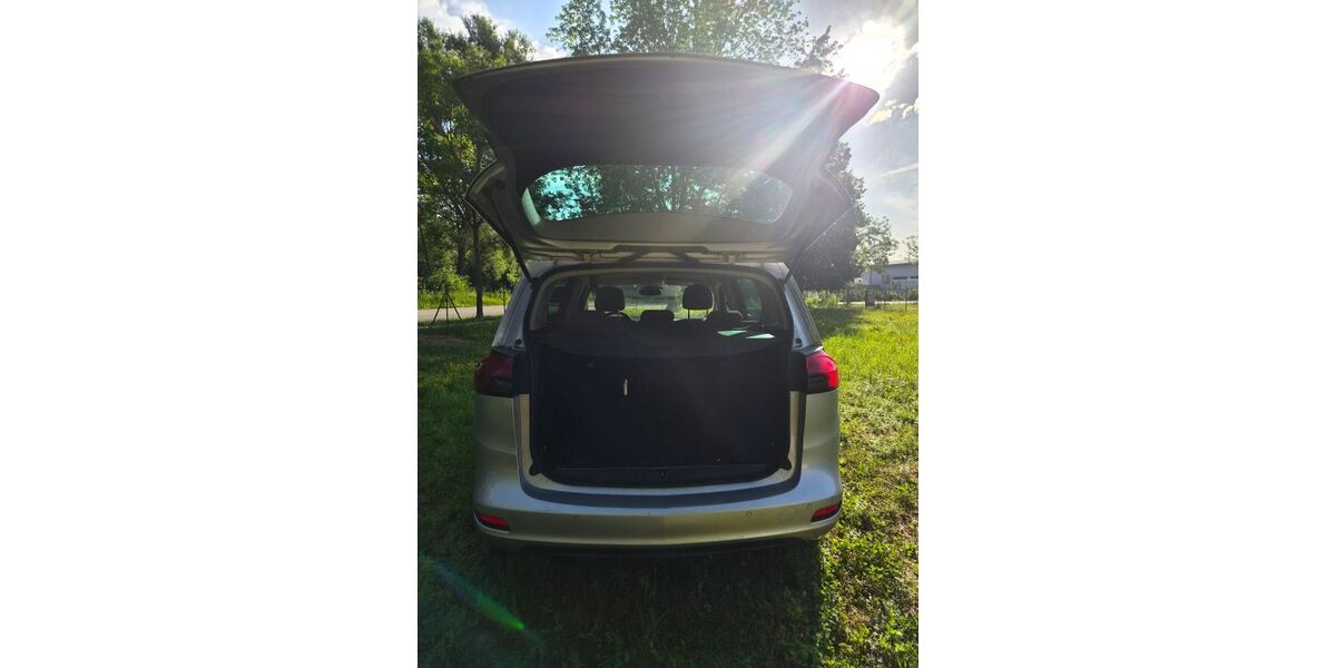 Opel Zafira Tourer 101.298 km 9.400 &euro; Landau an der Isar 94405