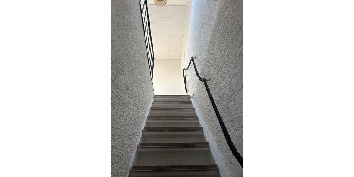 Dachgeschoßwohnung Riegelsberg - 2 Zimmer, 68 m&sup2;, 600&euro; | Angebot:26401470