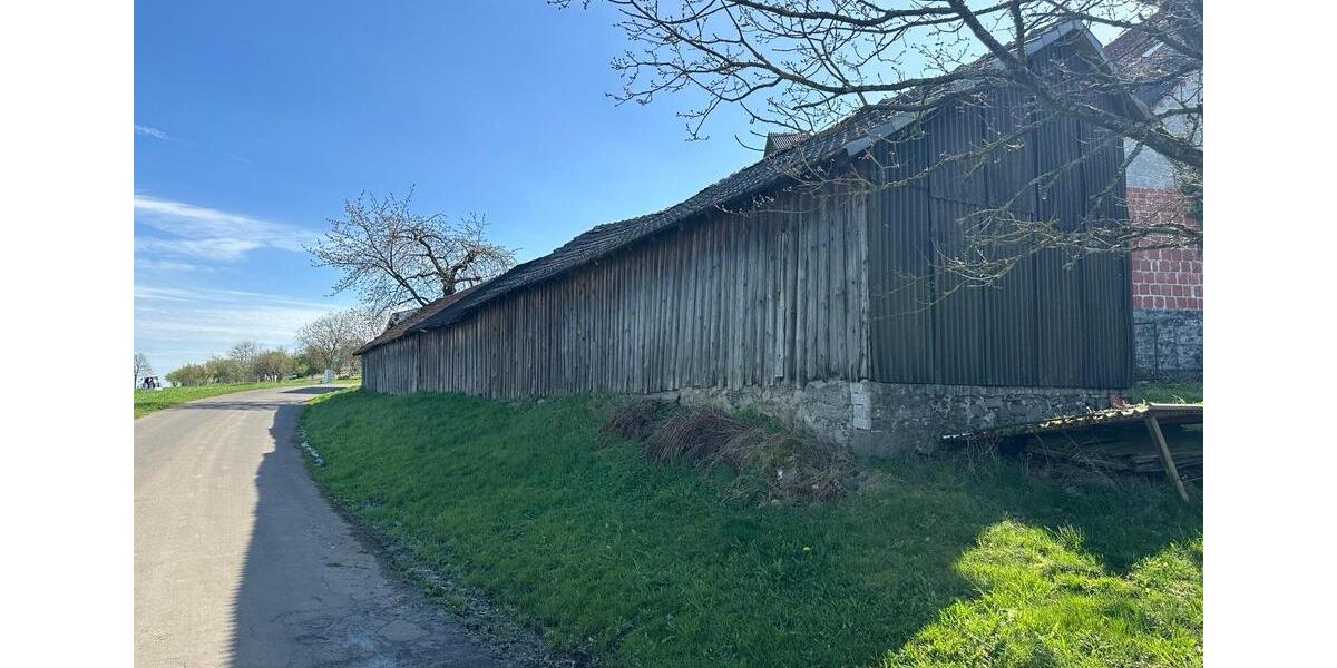 Einfamilienhaus Grünberg - 10 Zimmer, 260 m&sup2;, 285.000&euro; | Angebot:24596617