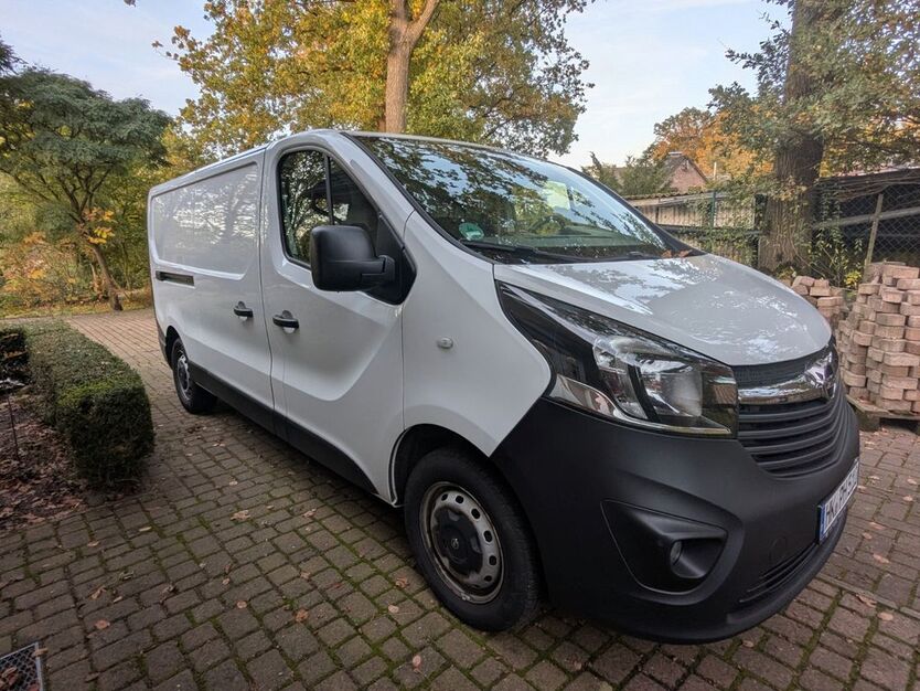 Opel Vivaro 176.000 km 9.600 € Schneverdingen 29640