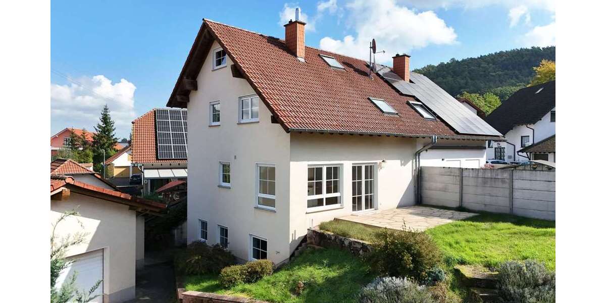 Haus zum Kaufen in Bruchmühlbach-Miesau 335.000 € 143 m² 5 zimmer
