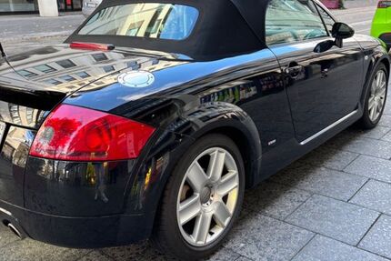 Audi TT 82.000 km 15.900 € Wolfsburg 38448