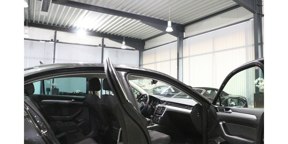 VW Passat 1.4 TSI Comfortline NAVI-DM+APPLE+ANDROID 159.000 km 11.888 &euro; Hamm 59077