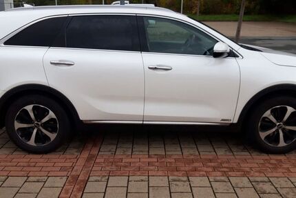 Kia Sorento 146.500 km 14.990 € Gersdorf 09355
