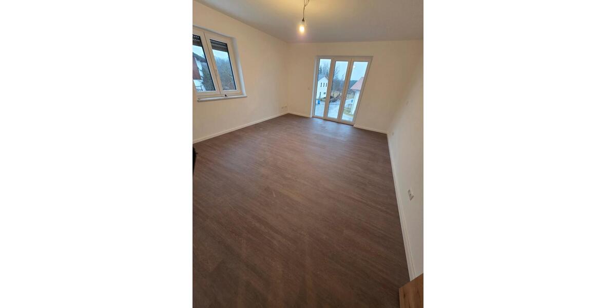 Doppelhaushälfte Simbach - 5 Zimmer, 157 m&sup2;, 1.300&euro; | Angebot:26634668