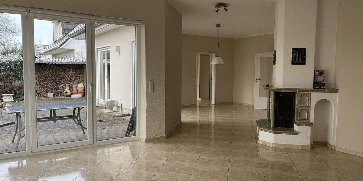 Moderner Bungalow mit Einbauküche, Kamin und Garage in Neuenkirchen 3 zimmer