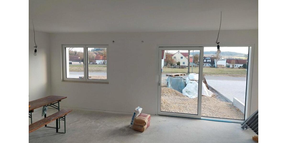 Doppelhaushälfte Lauterhofen - 5 Zimmer, 126 m&sup2;, 1.555&euro; | Angebot:26021976