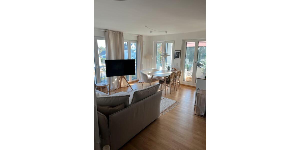 Etagenwohnung Freising Ast - 3 Zimmer, 74 m&sup2;, 1.760&euro; | Angebot:27597500