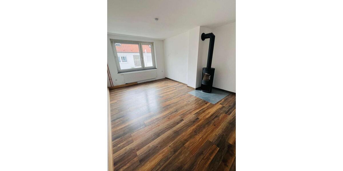 Einfamilienhaus Rottenburg am Neckar - 6 Zimmer, 125 m&sup2;, 1.870&euro; | Angebot:23647277