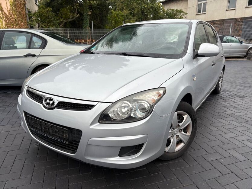 Hyundai i30 139.376 km 2.999 € Koblenz 56070