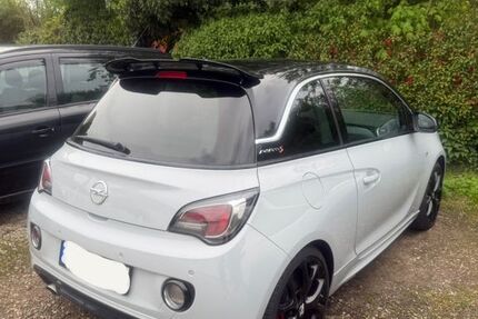 Opel Adam 106.000 km 9.500 &euro; Stapelfeld 22145