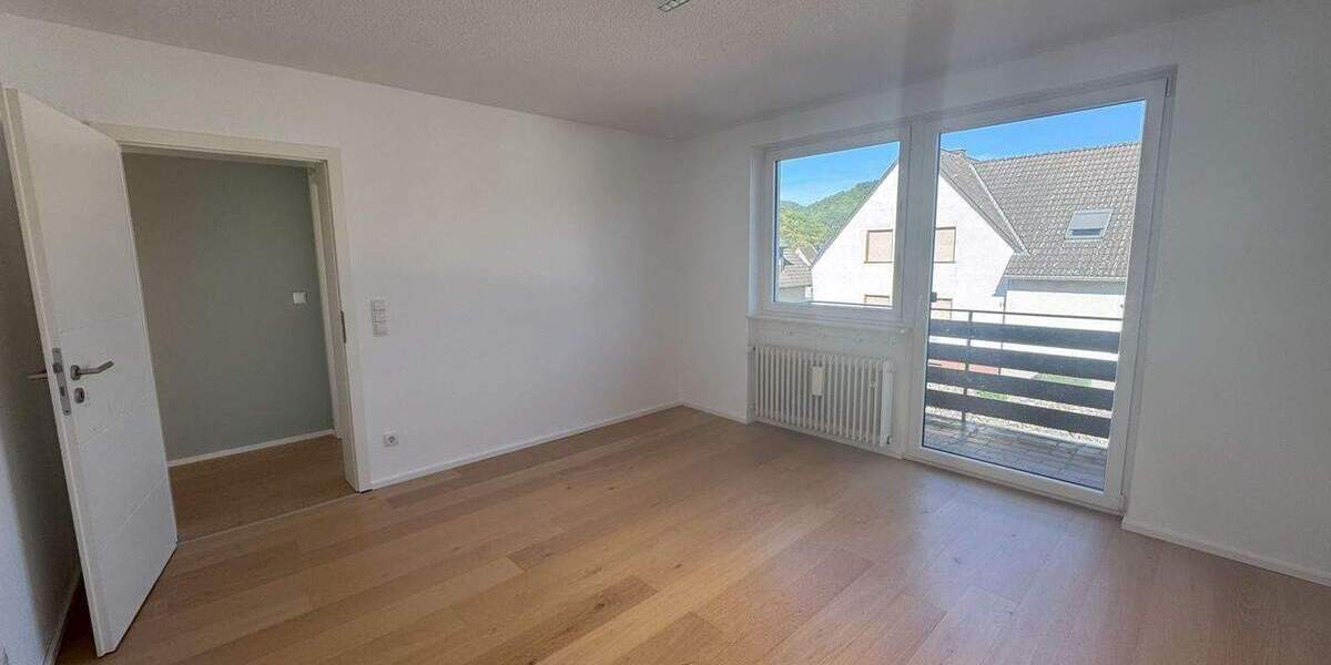 Einfamilienhaus Neuwied Oberbieber - 5 Zimmer, 177 m&sup2;, 2.000&euro; | Angebot:24874121