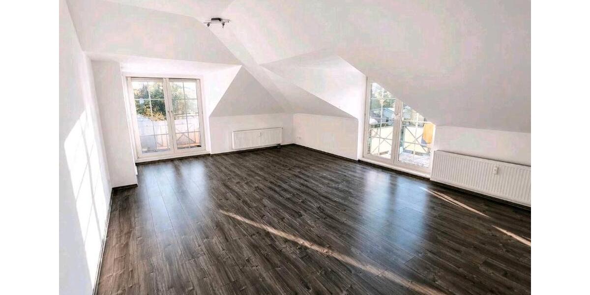 Dachgeschoßwohnung Glienicke/Nordbahn Nordbahn - 2 Zimmer, 90 m&sup2;, 1.300&euro; | Angebot:26073741