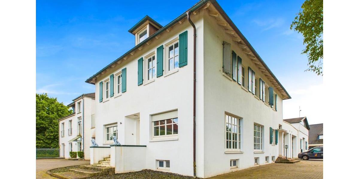 Einfamilienhaus Lingen (Ems) Damaschke - 6 Zimmer, 245 m&sup2;, 2.600&euro; | Angebot:26030717