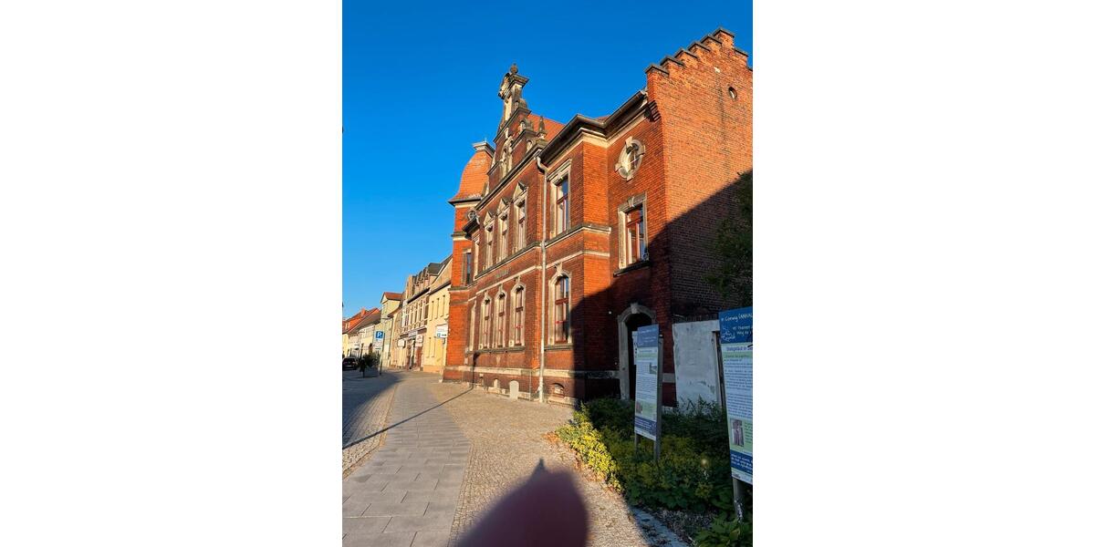 Villa Coswig (Anhalt) - 10 Zimmer, 250 m&sup2;, 295.000&euro; | Angebot:27417782