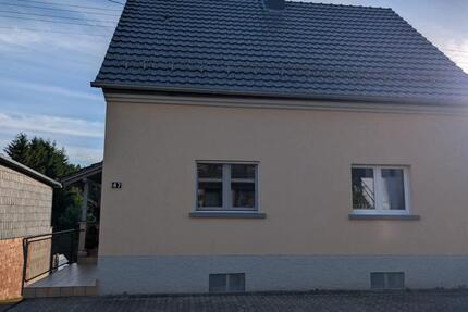 Haus Namborn - 6 Zimmer, 125 m&sup2;, 300.000&euro; | Angebot:27300090