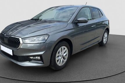 Skoda Fabia 3.900 km 23.450 € Manching 85077