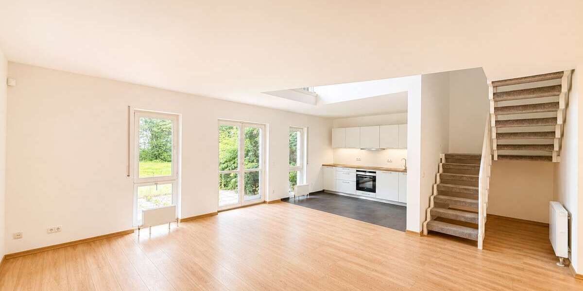 Etagenwohnung Dresden Prohlis - 2 Zimmer, 81 m&sup2;, 285.000&euro; | Angebot:26853619
