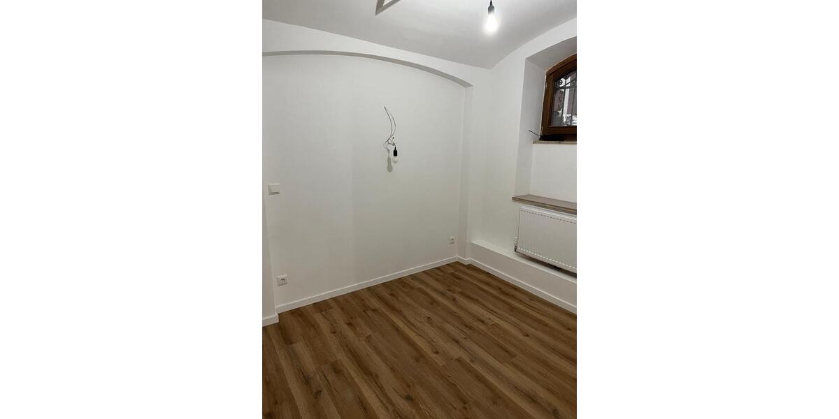 Etagenwohnung Wiesbaden Schierstein - 2 Zimmer, 64 m&sup2;, 1.140&euro; | Angebot:26661982