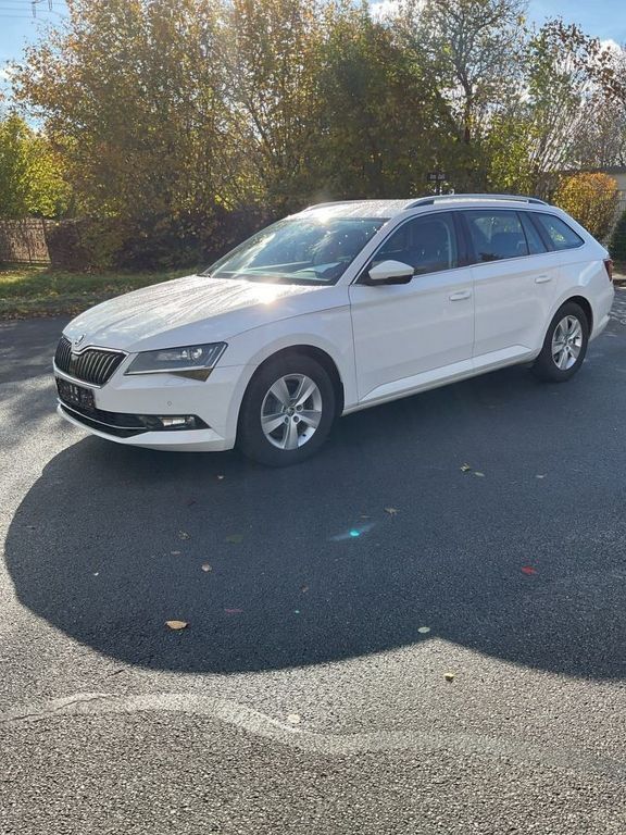 Skoda Superb 188.000 km 7.700 € Dortmund 44225