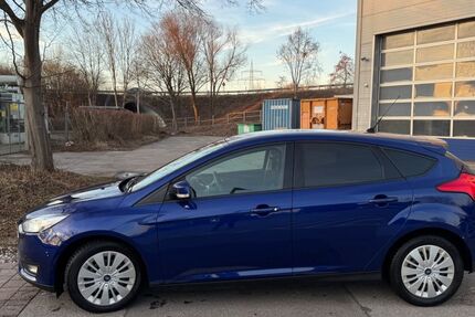 Ford Focus 92.291 km 7.990 &euro; Ismaning 85737