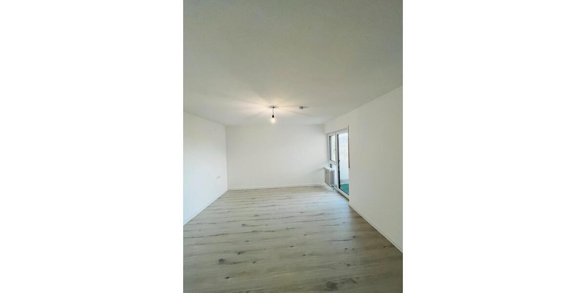 Frisch Sanierte 3,5 Zimmer 108m2 3 zimmer