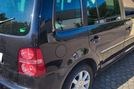 VW Touran 315.000 km 3.990 &euro; Bretzfeld 74626