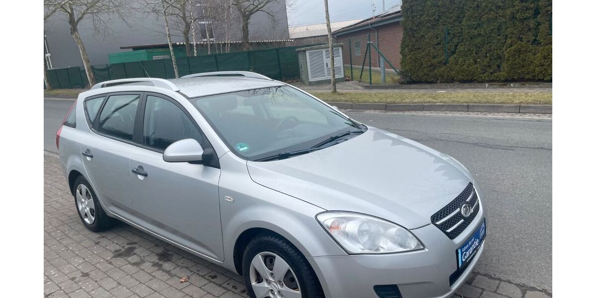 Kia ceed Sportswagon 153.000 km 3.999 &euro; Georgsmarienhütte 49124