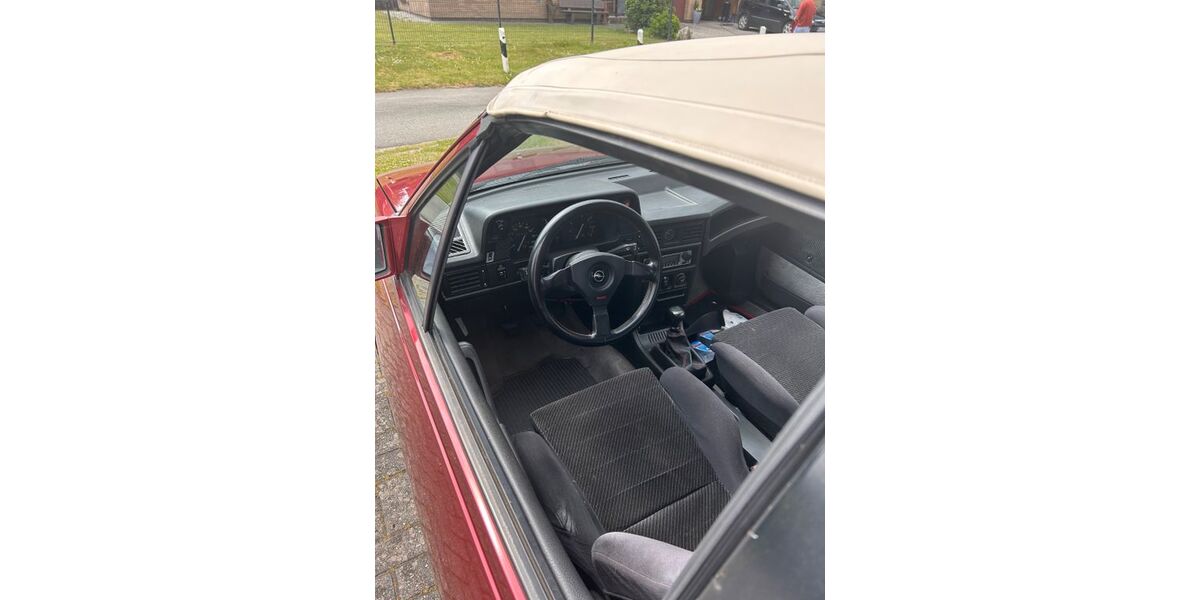 Opel Kadett 89.235 km 3.000 &euro; Großenkneten 26197