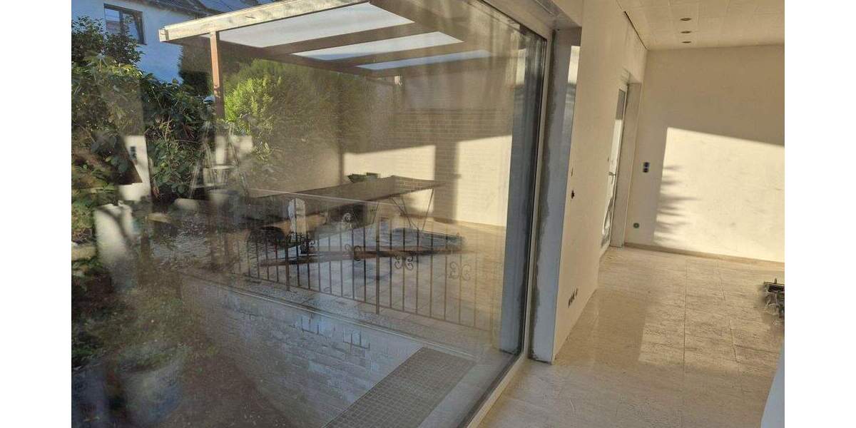 Reihenendhaus Mönchengladbach Windberg - 9 Zimmer, 200 m&sup2;, 2.350&euro; | Angebot:24735774