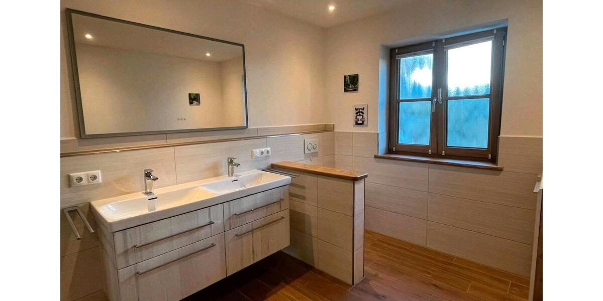 Etagenwohnung Seeshaupt - 6 Zimmer, 218 m&sup2;, 3.270&euro; | Angebot:26674772