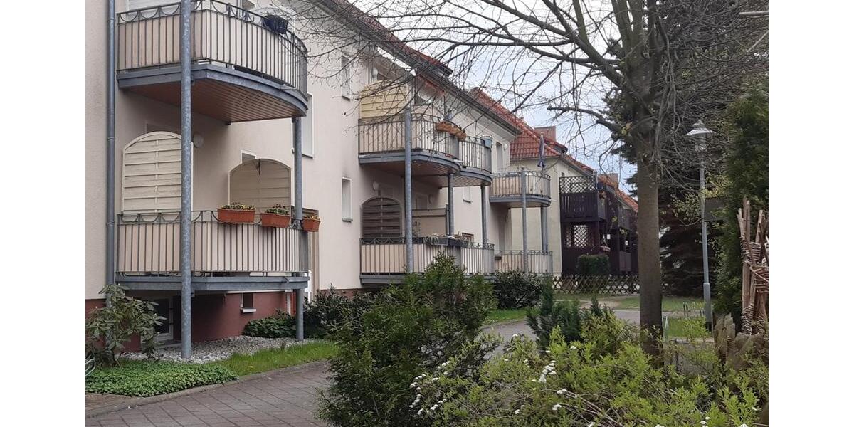 Erdgeschoßwohnung Lauta - 1 Zimmer, 36 m&sup2;, 250&euro; | Angebot:25367885