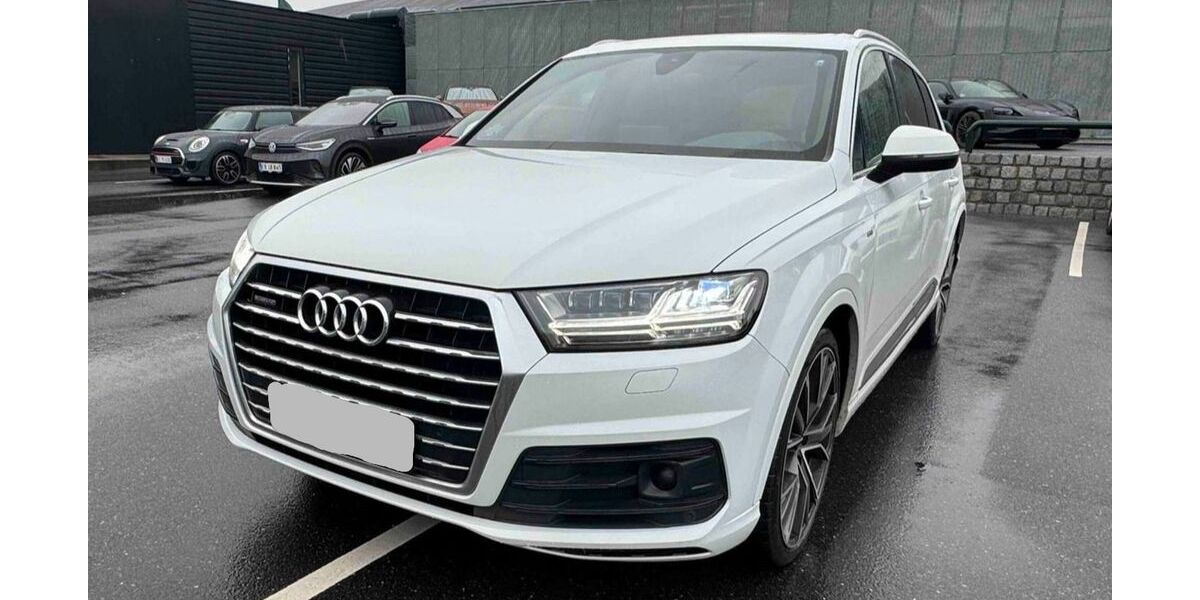 Audi Q7 172.000 km 34.999 &euro; Oldenburg 26129