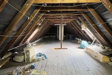 Wohnung Düsseldorf Stadtbezirk 5 - 4 Zimmer, 121 m&sup2;, 165.000&euro; | Angebot:26317871