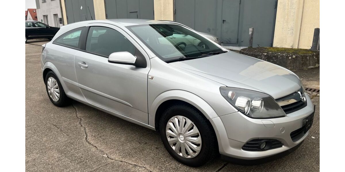 Opel Astra 77.000 km 4.599 &euro; Butzbach 35510
