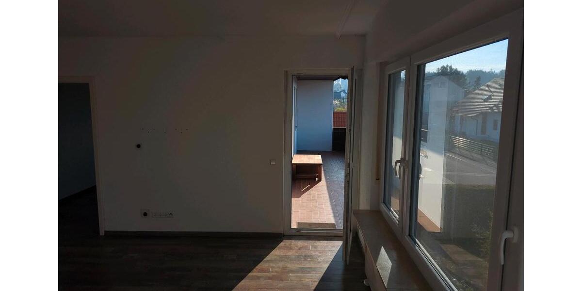 Etagenwohnung Pfaffenhofen an der Roth - 3.5 Zimmer, 87 m&sup2;, 1.150&euro; | Angebot:26176796