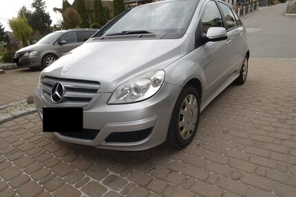 Mercedes-Benz B 180 296.000 km 2.750 &euro; Rattiszell 94372
